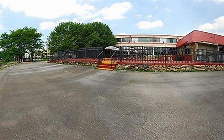 Lancaster Family Resort Smoketown  المظهر الخارجي الصورة